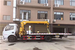 白碱滩附近汽车轮胎更换